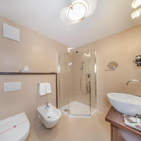 Hotel Dlaces 3*