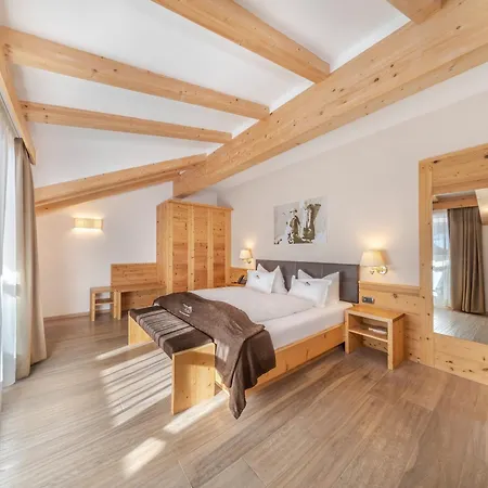 Dlaces Hotel